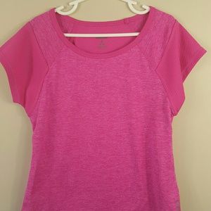 Tee shirt